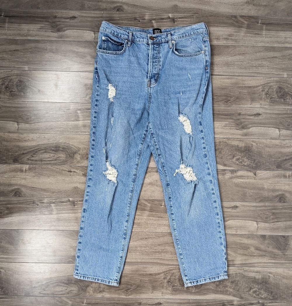 UO BDG High Rise Jeans Size 32